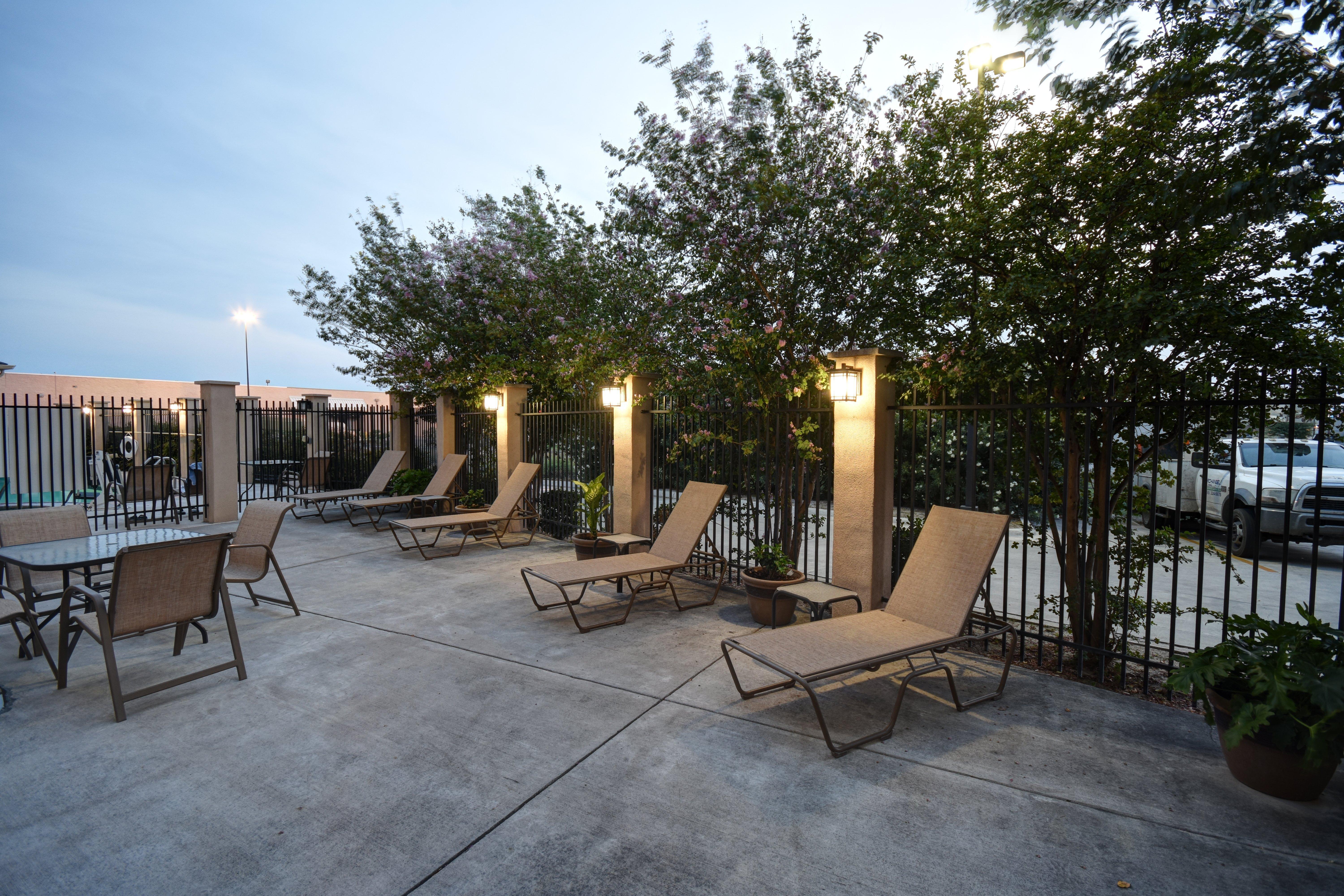 Holiday Inn Express & Suites Del Rio By Ihg Extérieur photo