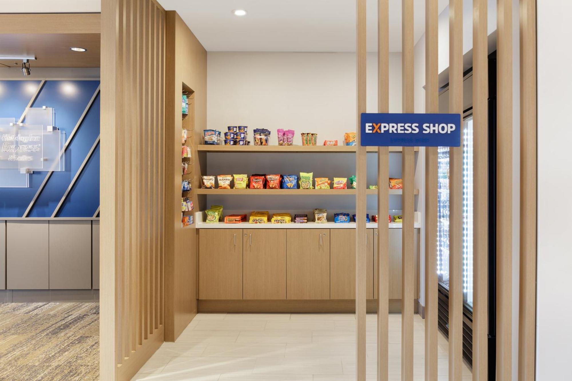 Holiday Inn Express & Suites Del Rio By Ihg Extérieur photo
