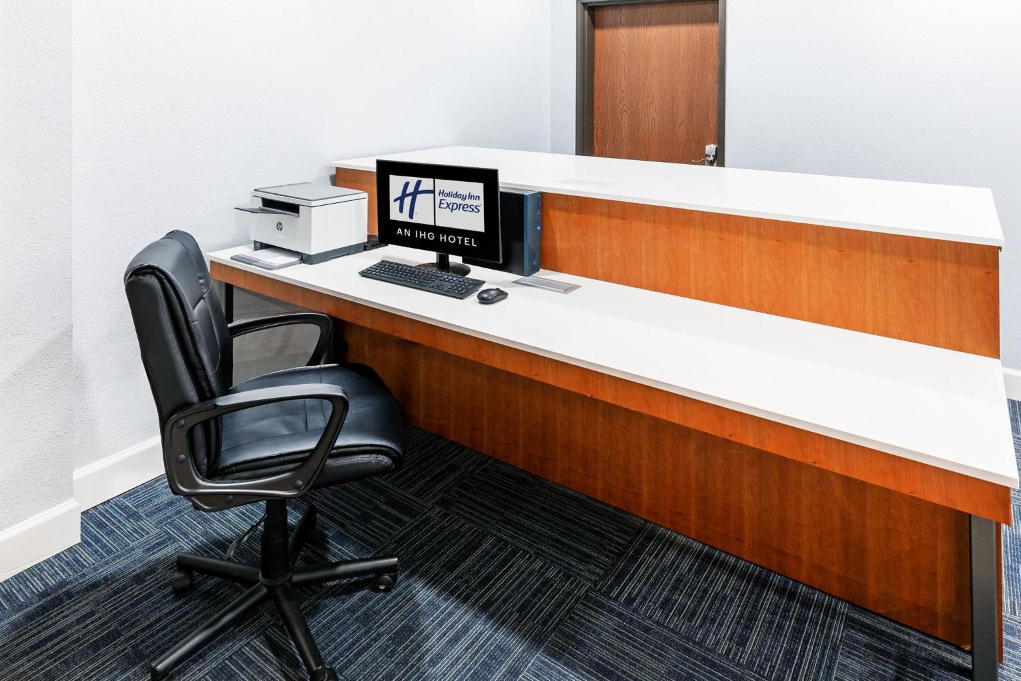 Holiday Inn Express & Suites Del Rio By Ihg Extérieur photo