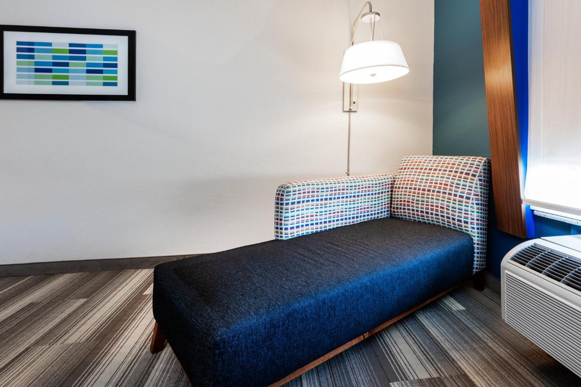 Holiday Inn Express & Suites Del Rio By Ihg Extérieur photo