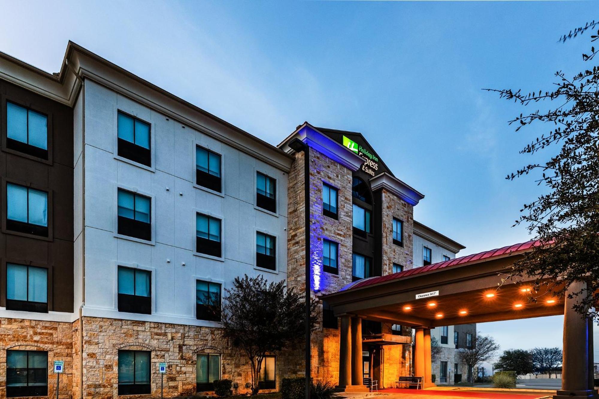 Holiday Inn Express & Suites Del Rio By Ihg Extérieur photo