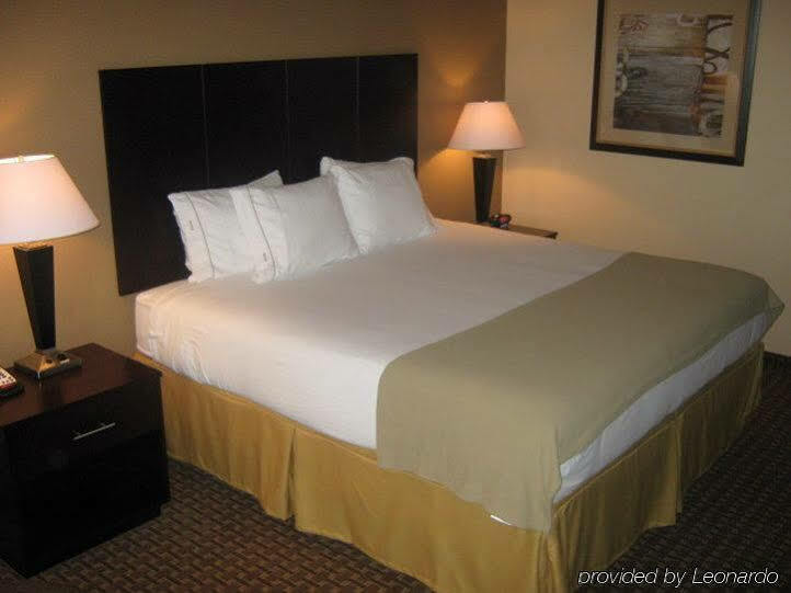 Holiday Inn Express & Suites Del Rio By Ihg Extérieur photo